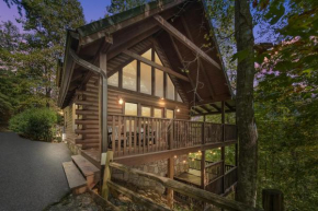Gray Fox Den Theater & Arcade, Hot Tub, Views Gatlinburg